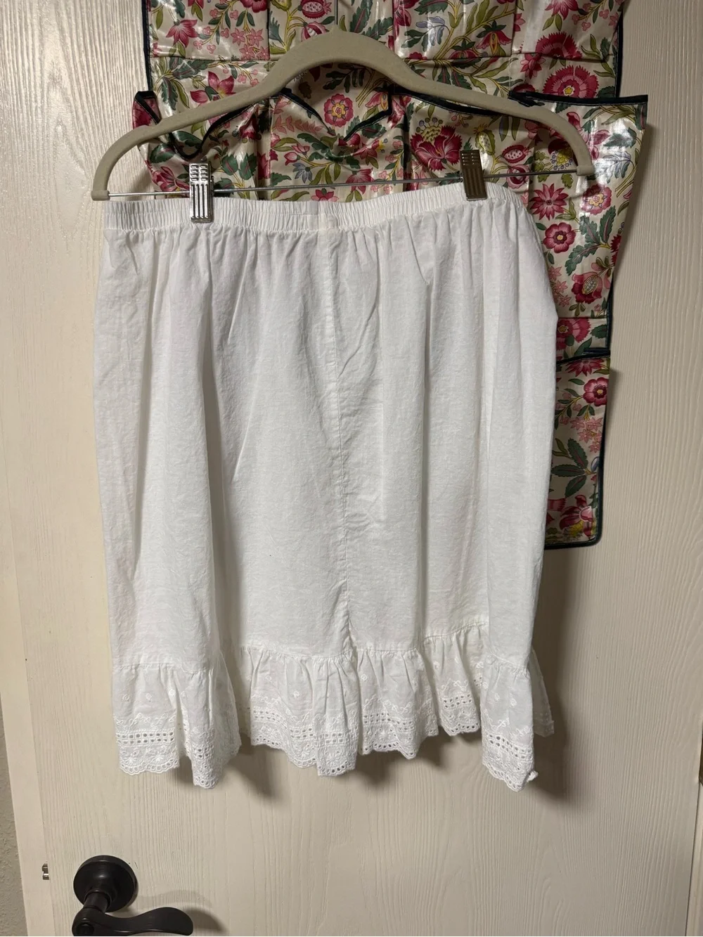 Hand made white mini